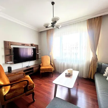 Wonder Homes- Spacious Flat, 4br, 4ac, 4 Mins To Taksim Square * Istanbul