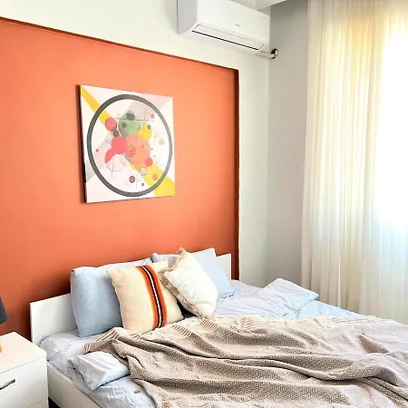 Wonder Homes- Spacious Flat, 4br, 4ac, 4 Mins To Taksim Square Stambuł