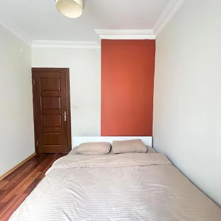 Wonder Homes- Spacious Flat, 4br, 4ac, 4 Mins To Taksim Square Apartment Istanbul